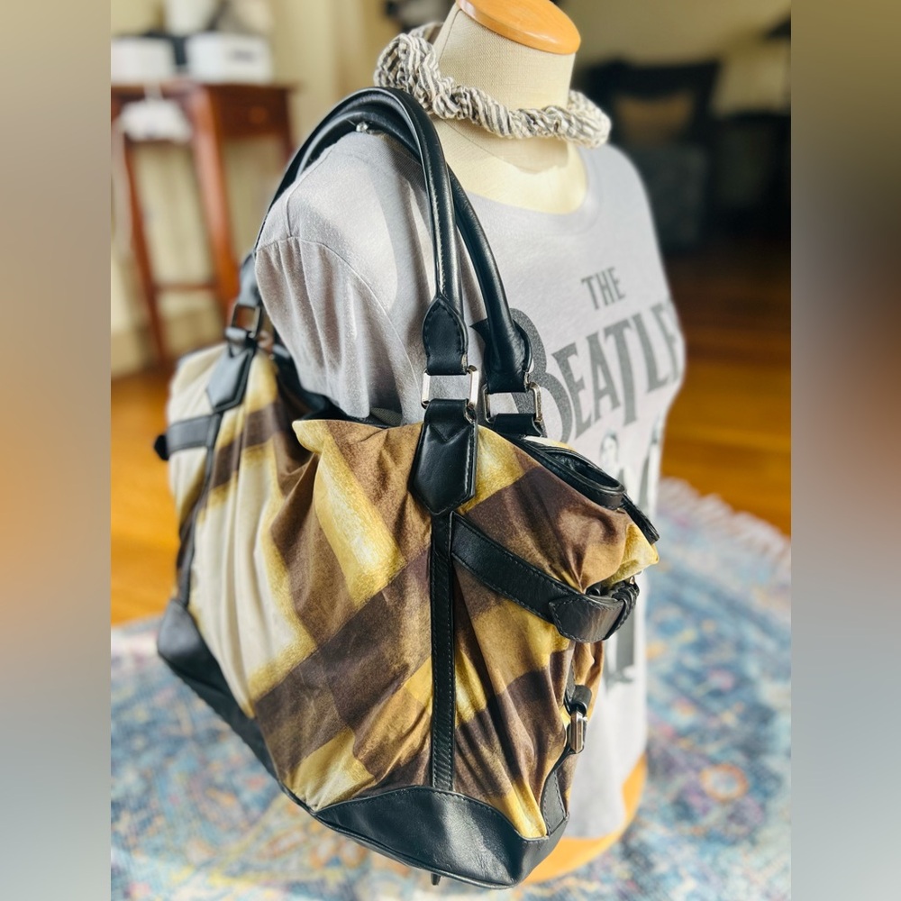 Burberry Stripe Large Fabric & Leather Buckle Satchel Bag - Picture 2 of 11